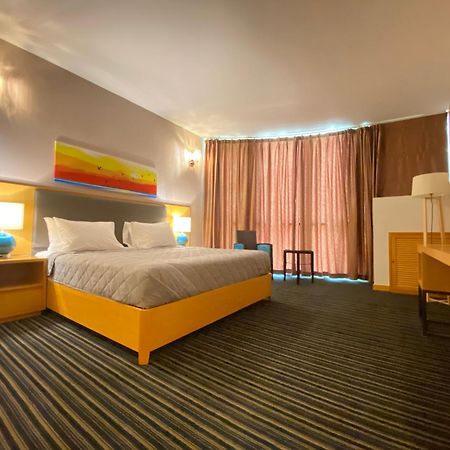 Galaxy Hotel سانت بطرسبرج المظهر الخارجي الصورة